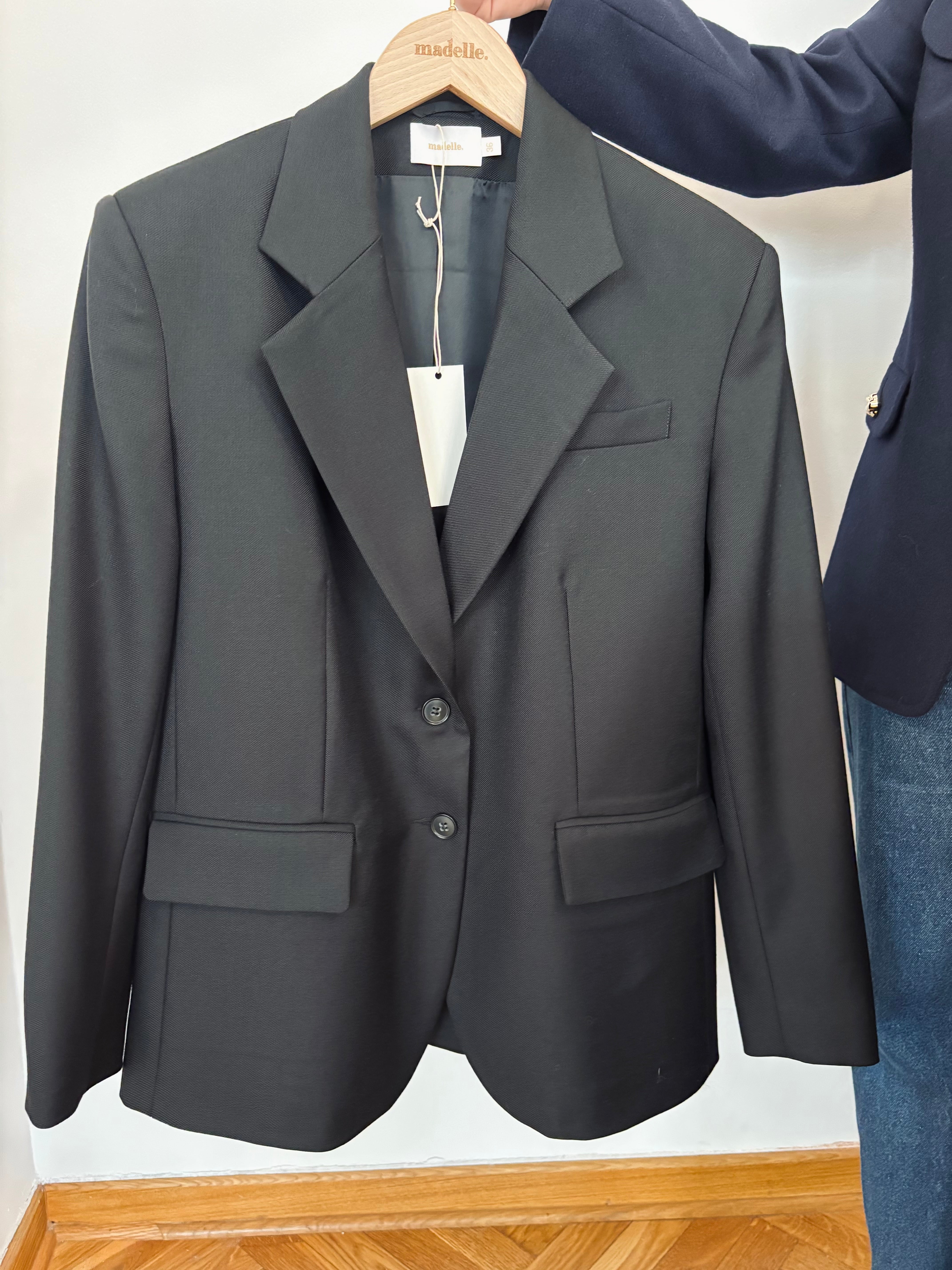 Marynarka z wełny czarna