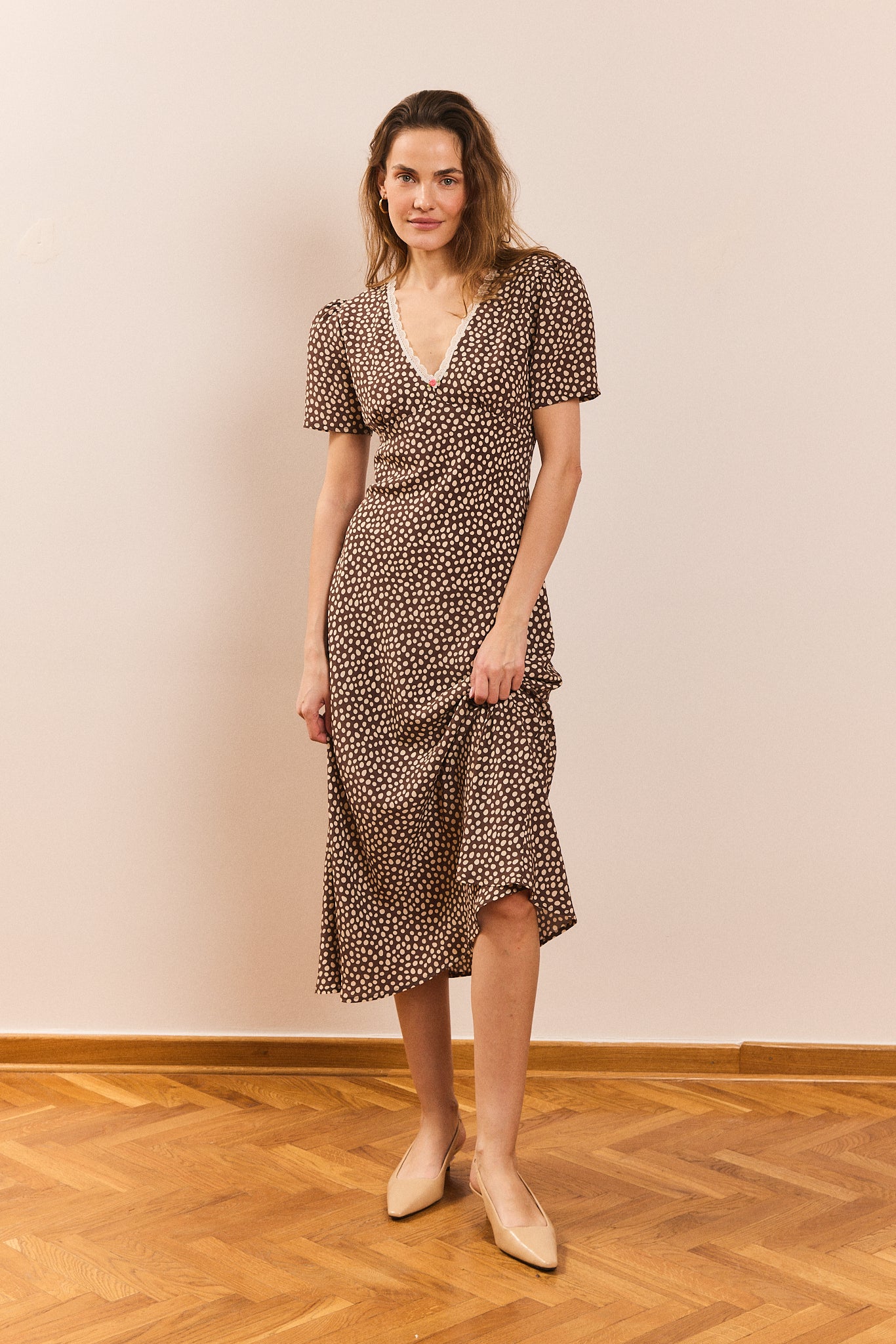 Sukienka Leonia brązowa