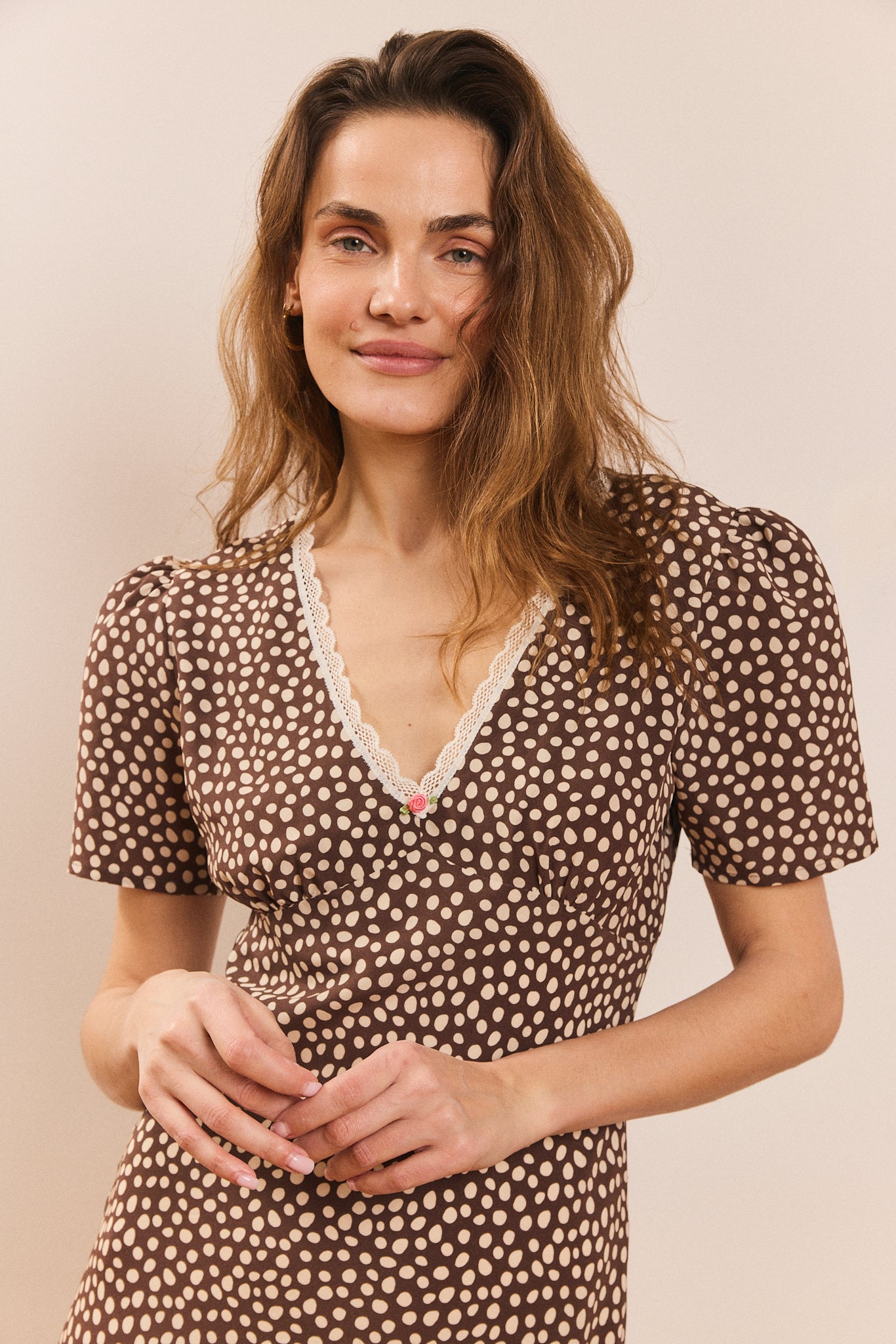 Sukienka Leonia brązowa