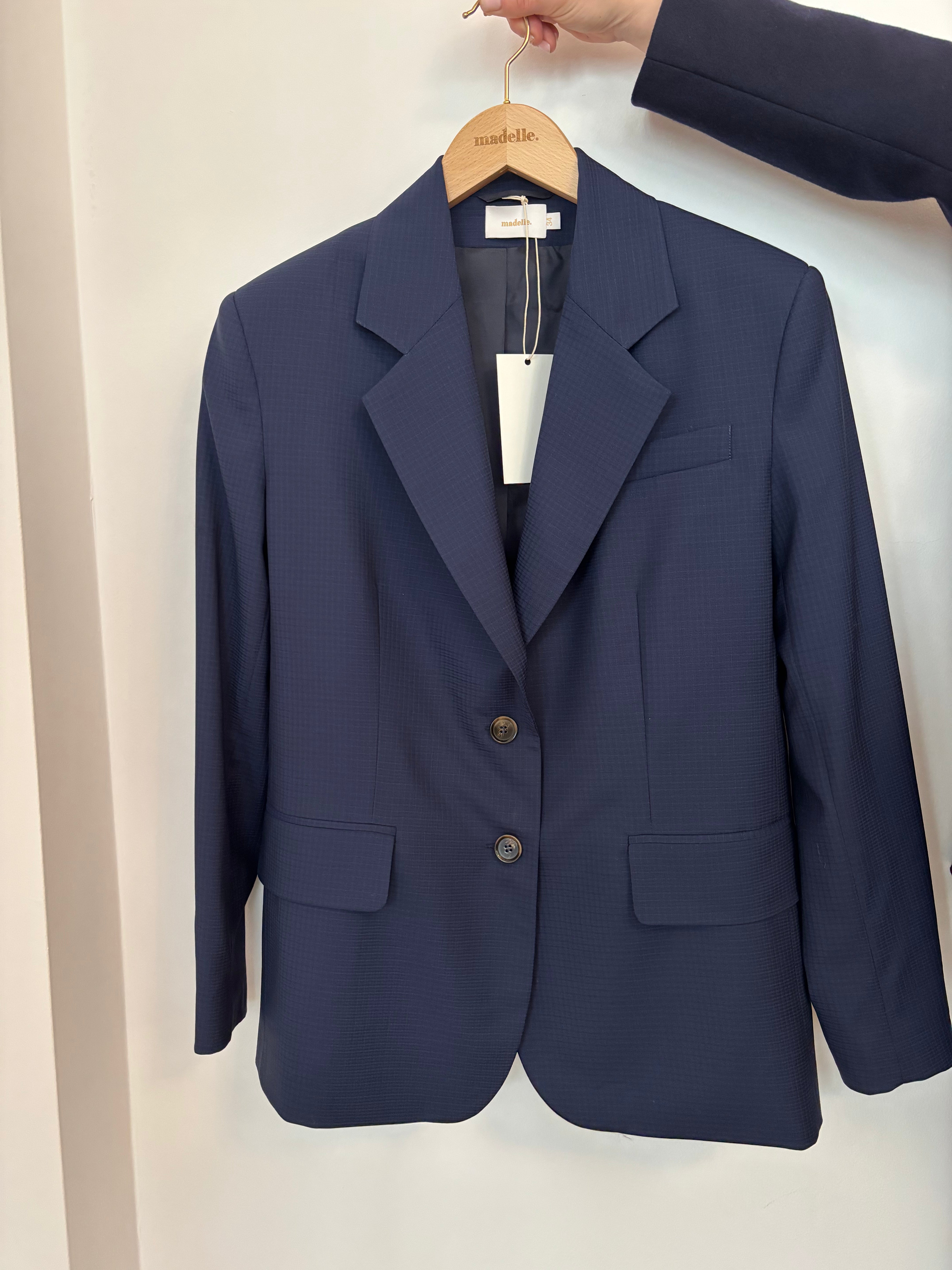 Marynarka z wełny szafirowo-granatowa