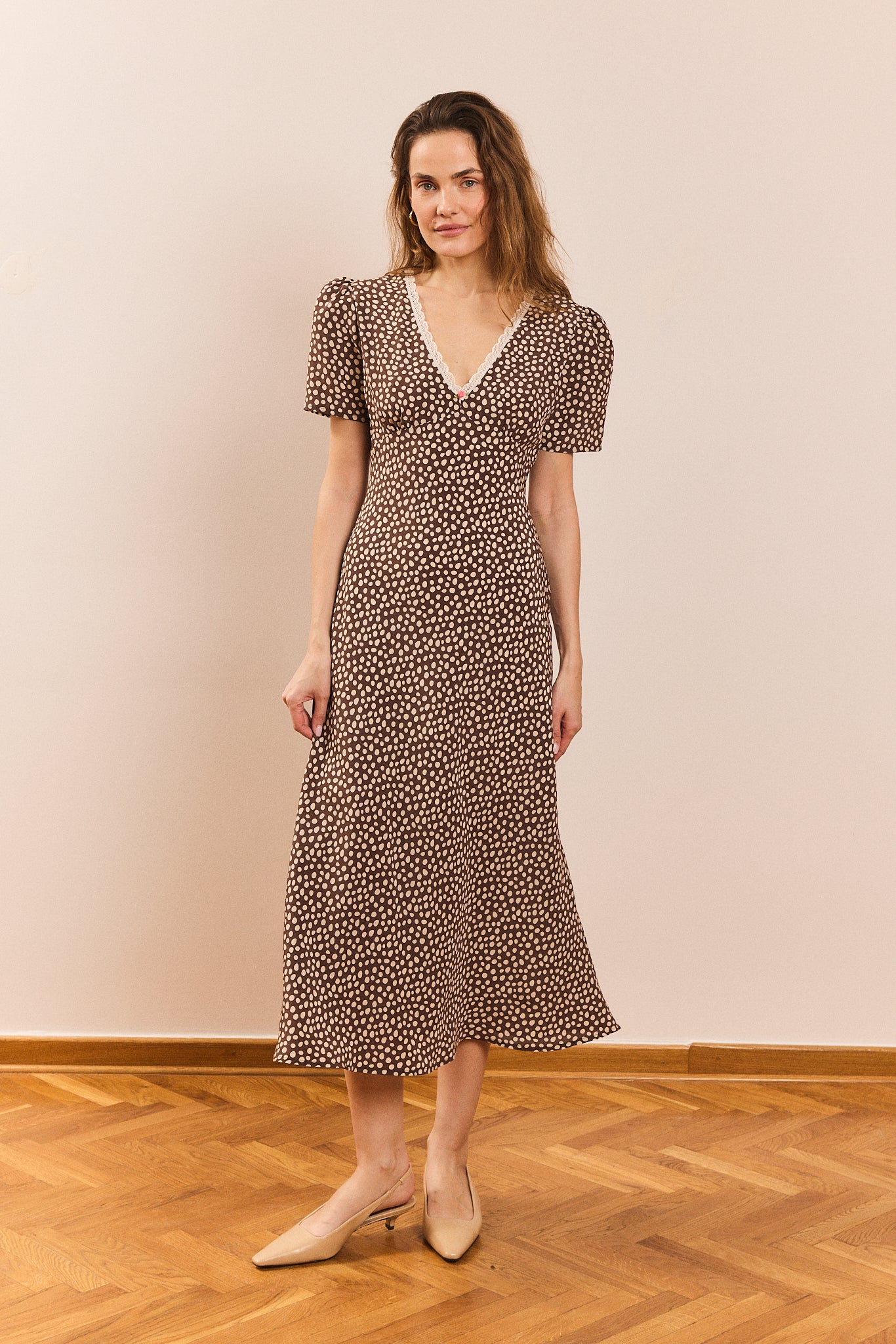 Sukienka Leonia brązowa